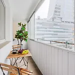 Apartament Lumina Opposite The Palace Of Culture And Science