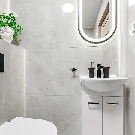 Lumina Opposite The Palace Of Culture And Science 아파트