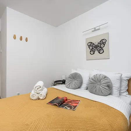 Apartman Lumina Opposite The Palace Of Culture And Science Varsó