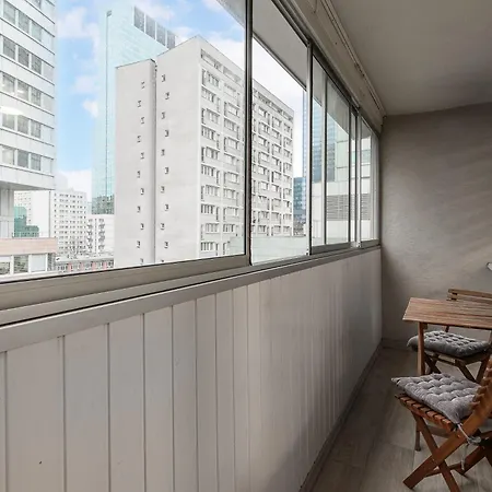 Lumina Opposite The Palace Of Culture And Science 아파트 *