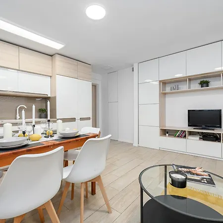 Lumina Opposite The Palace Of Culture And Science 公寓 华沙